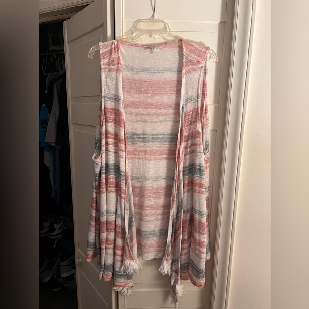 Sleeveless Cardigan - 26/28W